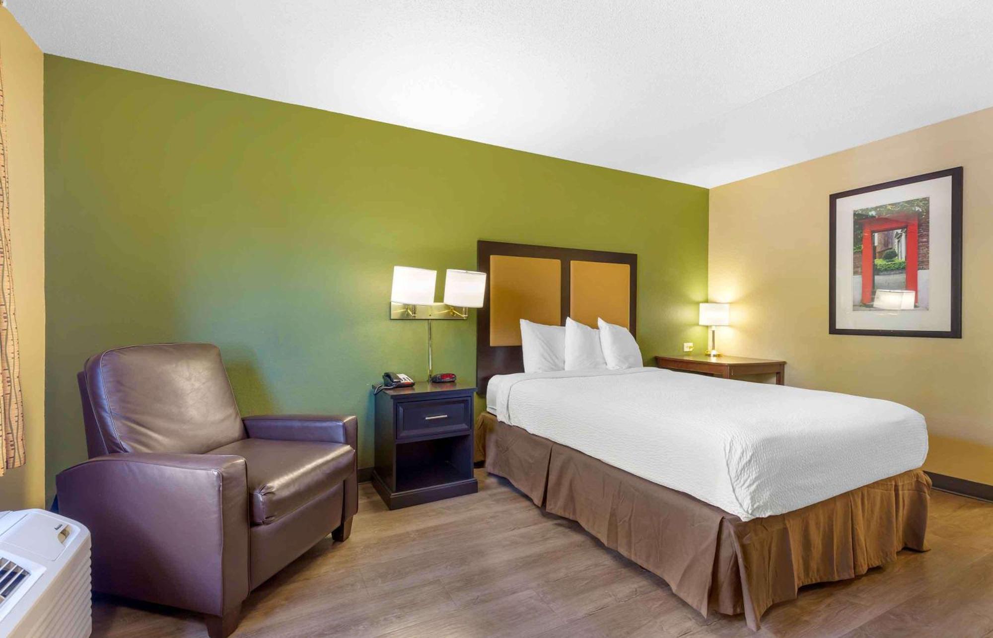 Extended Stay America Select Suites - Chesapeake - Churchland Blvd Bagian luar foto