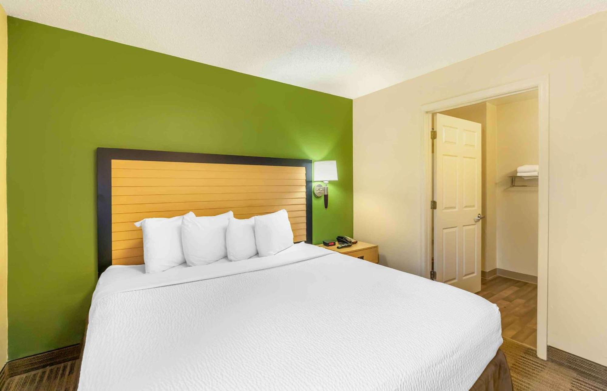 Extended Stay America Select Suites - Chesapeake - Churchland Blvd Bagian luar foto