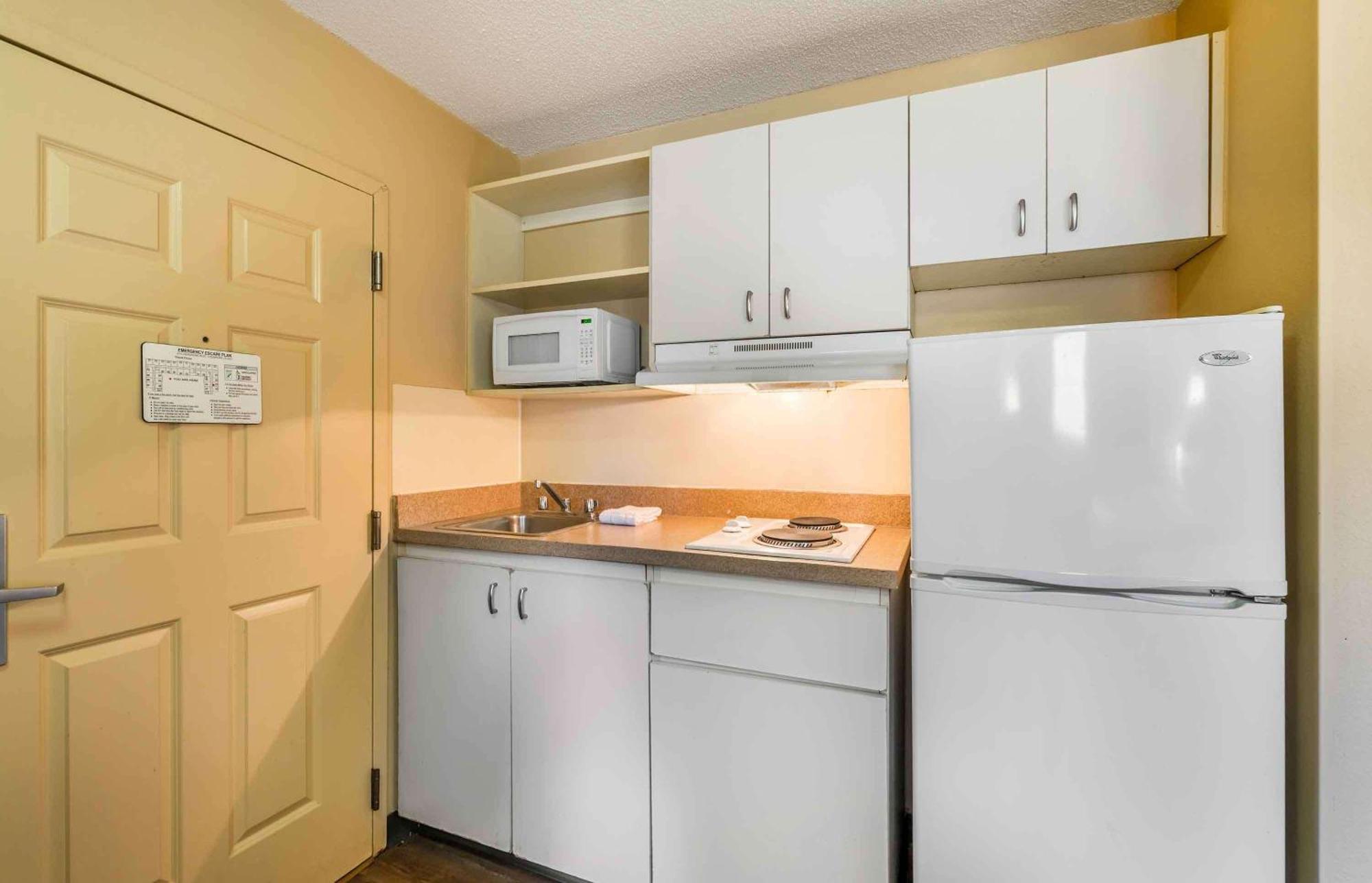 Extended Stay America Select Suites - Chesapeake - Churchland Blvd Bagian luar foto