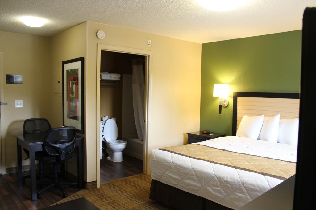 Extended Stay America Select Suites - Chesapeake - Churchland Blvd Bagian luar foto